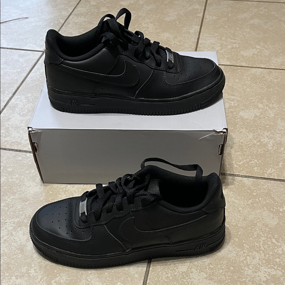 Nike Air Force 1